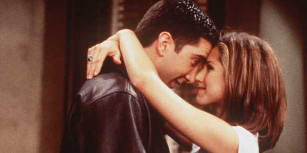 1996 DAVID SCHWIMMER AND JENNIFER ANISTON OF THE TV HIT SERIES "FRIENDS"